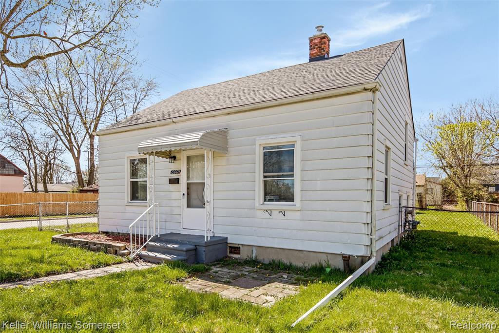 22005 Rausch Avenue Eastpointe, MI 48021 - Photo 4 of 30