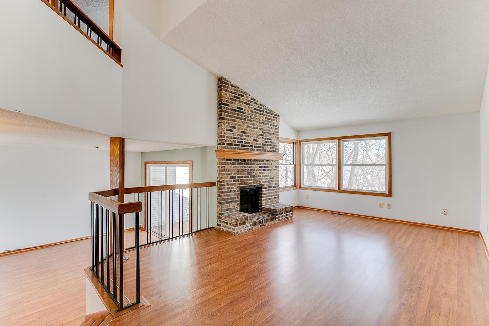 8859 Basswood Road Eden Prairie, MN 55344 - Photo 9 of 22 Gallery Image 9