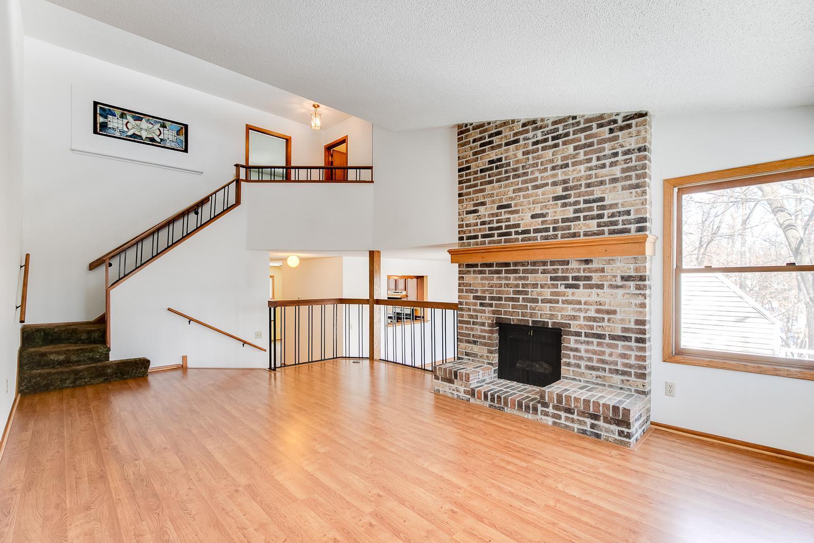 8859 Basswood Road Eden Prairie, MN 55344 - Photo 10 of 22 Gallery Image 10