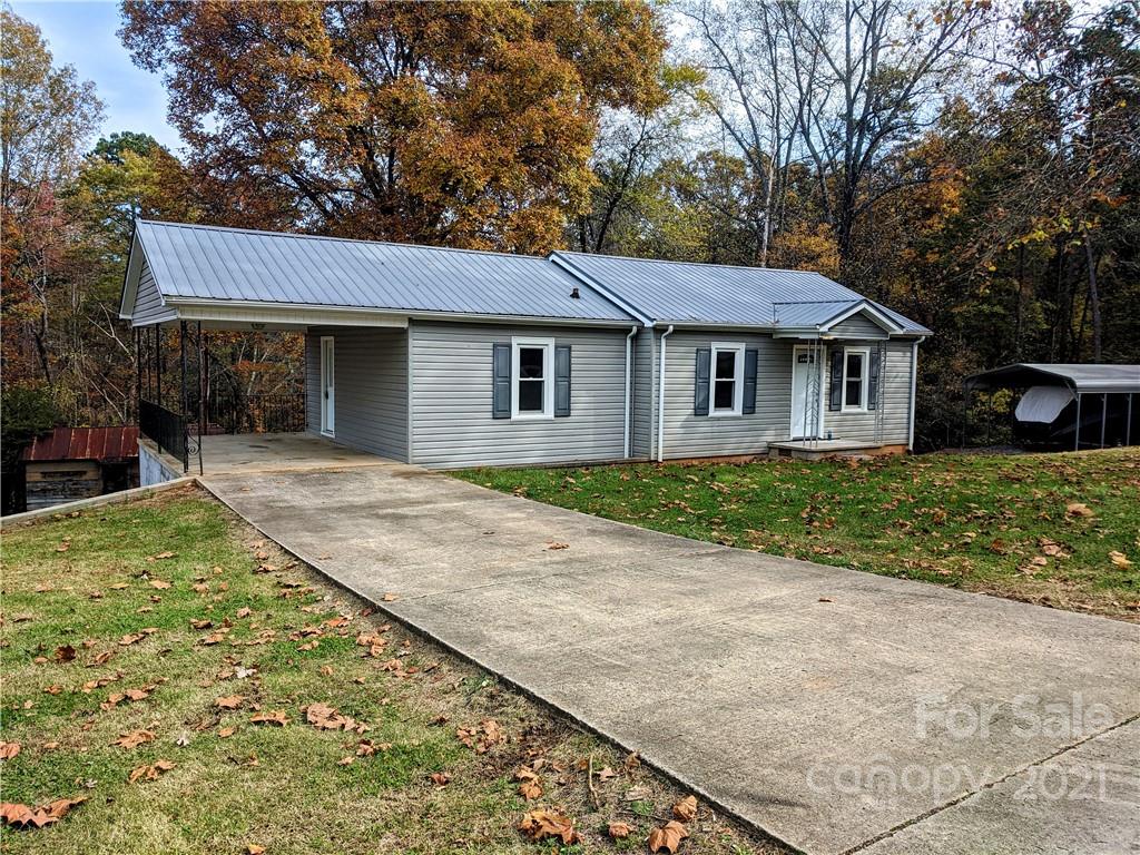 1054 Hubbard Road Hickory, NC 28601 - Photo 1 of 28 Gallery Image 1
