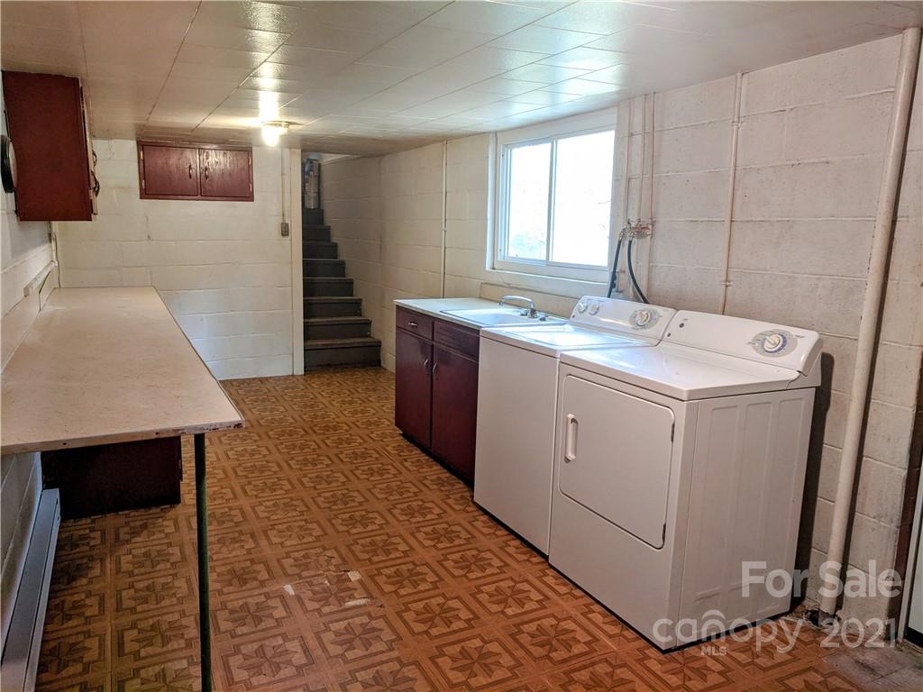 1054 Hubbard Road Hickory, NC 28601 - Photo 23 of 28 Gallery Image 23