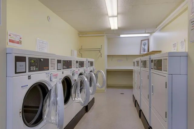 $120,000 | 2601 Kenzie Terrace, Unit 402, St. Anthony, MN 55418