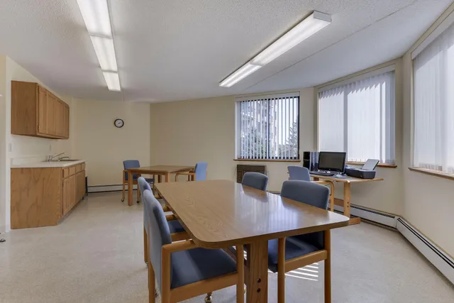 $120,000 | 2601 Kenzie Terrace, Unit 402, St. Anthony, MN 55418