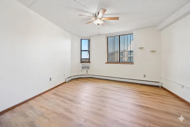 $120,000 | 2601 Kenzie Terrace, Unit 402, St. Anthony, MN 55418