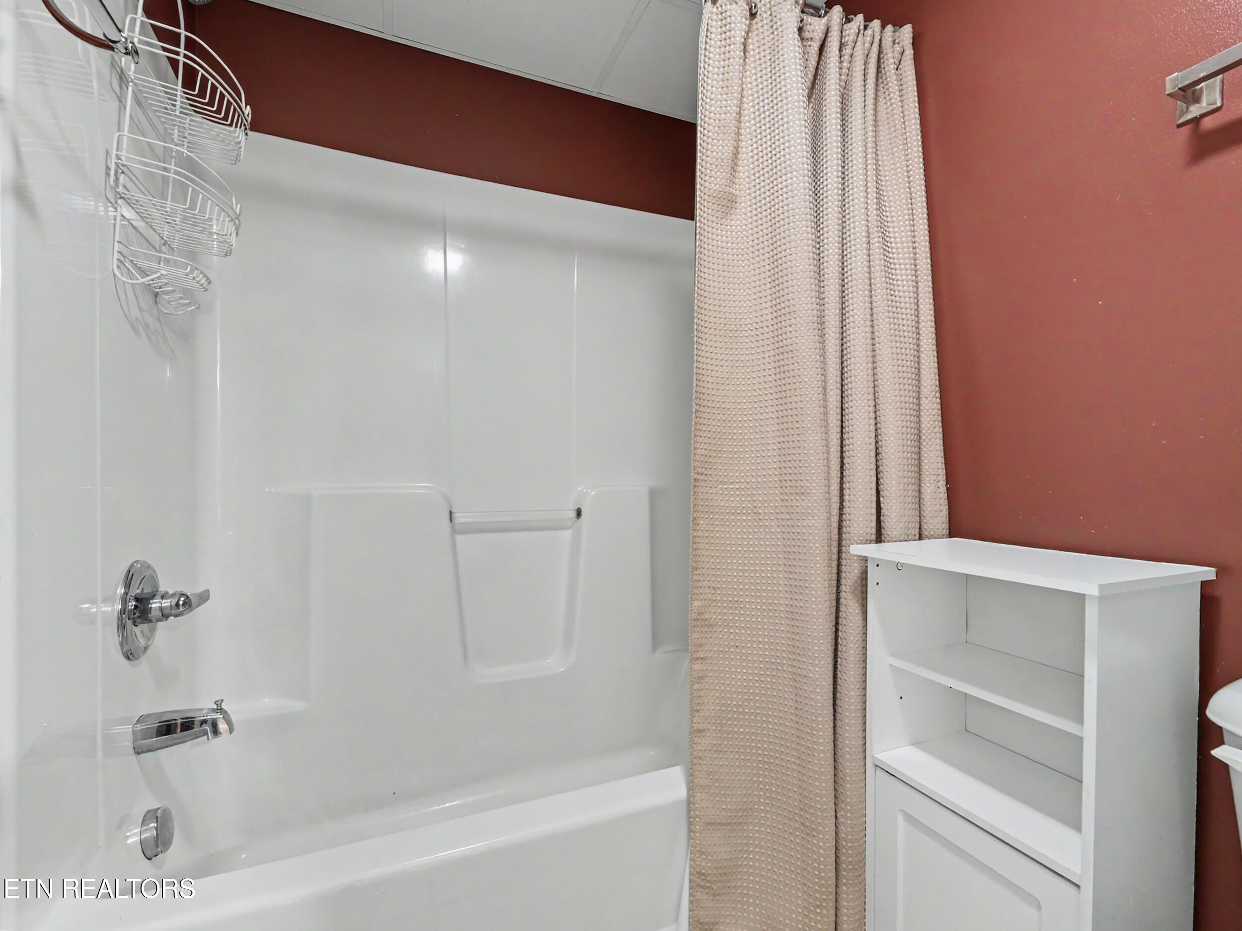 3919 South River Road, Unit 305 Pigeon Forge, TN 37863 - Photo 30 of 47 31_img_5072