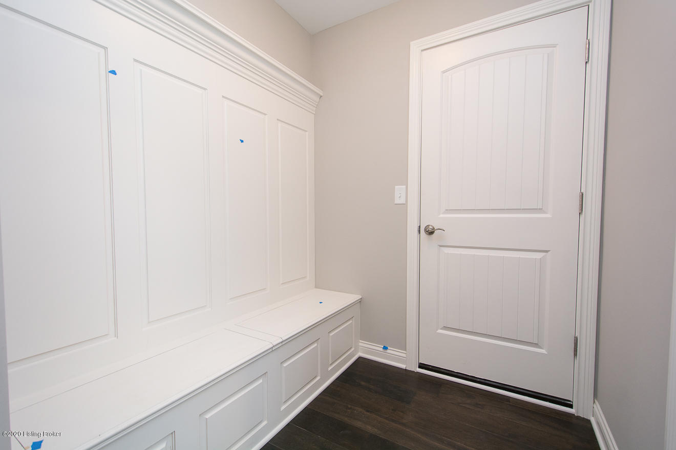 10101 Reeseman Drive Louisville, KY 40291 - Photo 22 of 59 10101Reeseman-23