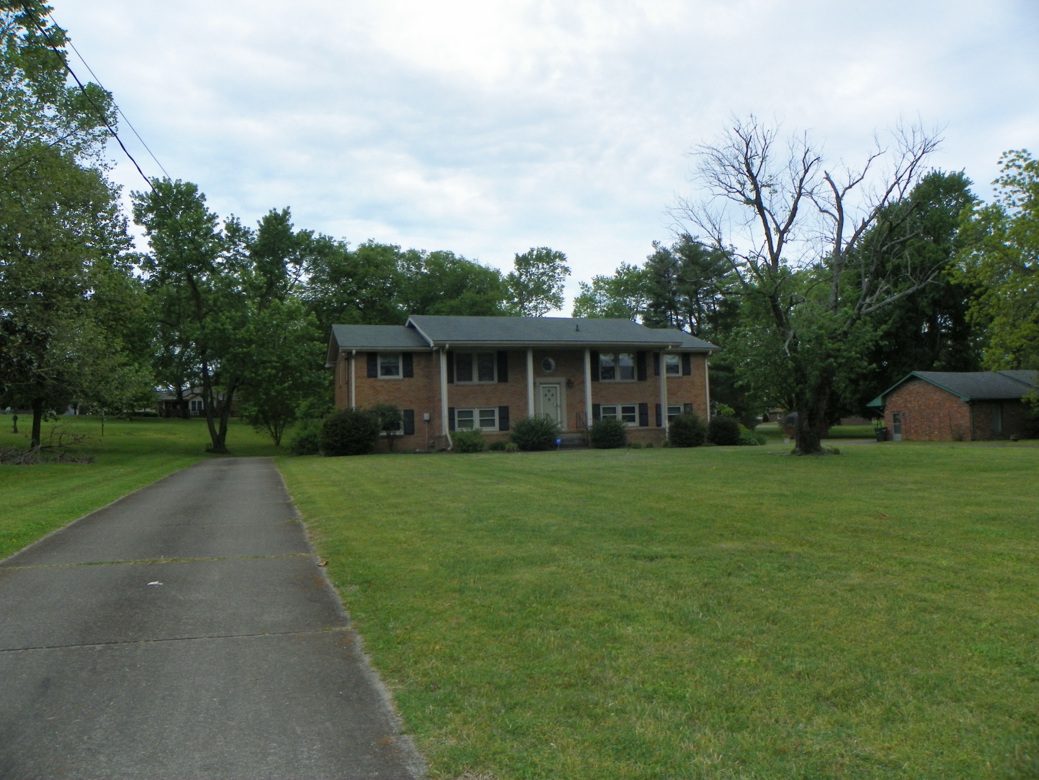 218 Rising Sun Lane Old Hickory, TN 37138 - Photo 2 of 33 Gallery Image 2