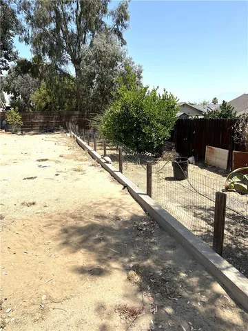 a view of a terrace with a outdoor space