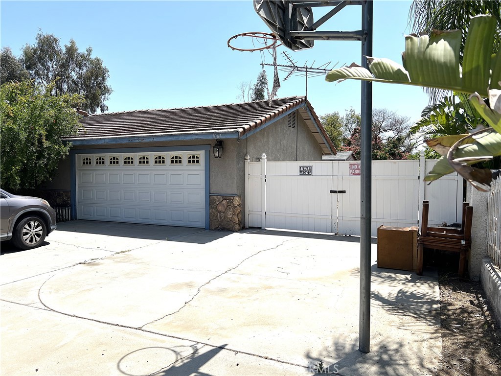 1061 North Perris Boulevard Perris, CA 92571 - Photo 4 of 35