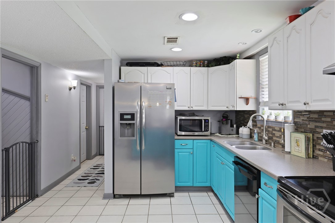 1025 Mohawk Street Savannah, GA 31419 - Photo 13 of 37