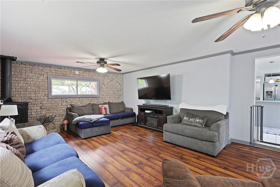 1025 Mohawk Street Savannah, GA 31419 - Photo 17 of 37