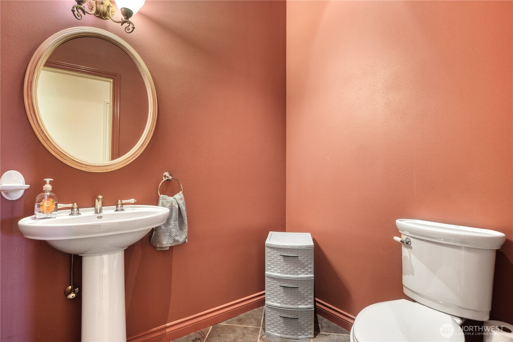 1561 Ocean View Lane Point Roberts, WA 98281 - Photo 14 of 38 Gallery Image 14