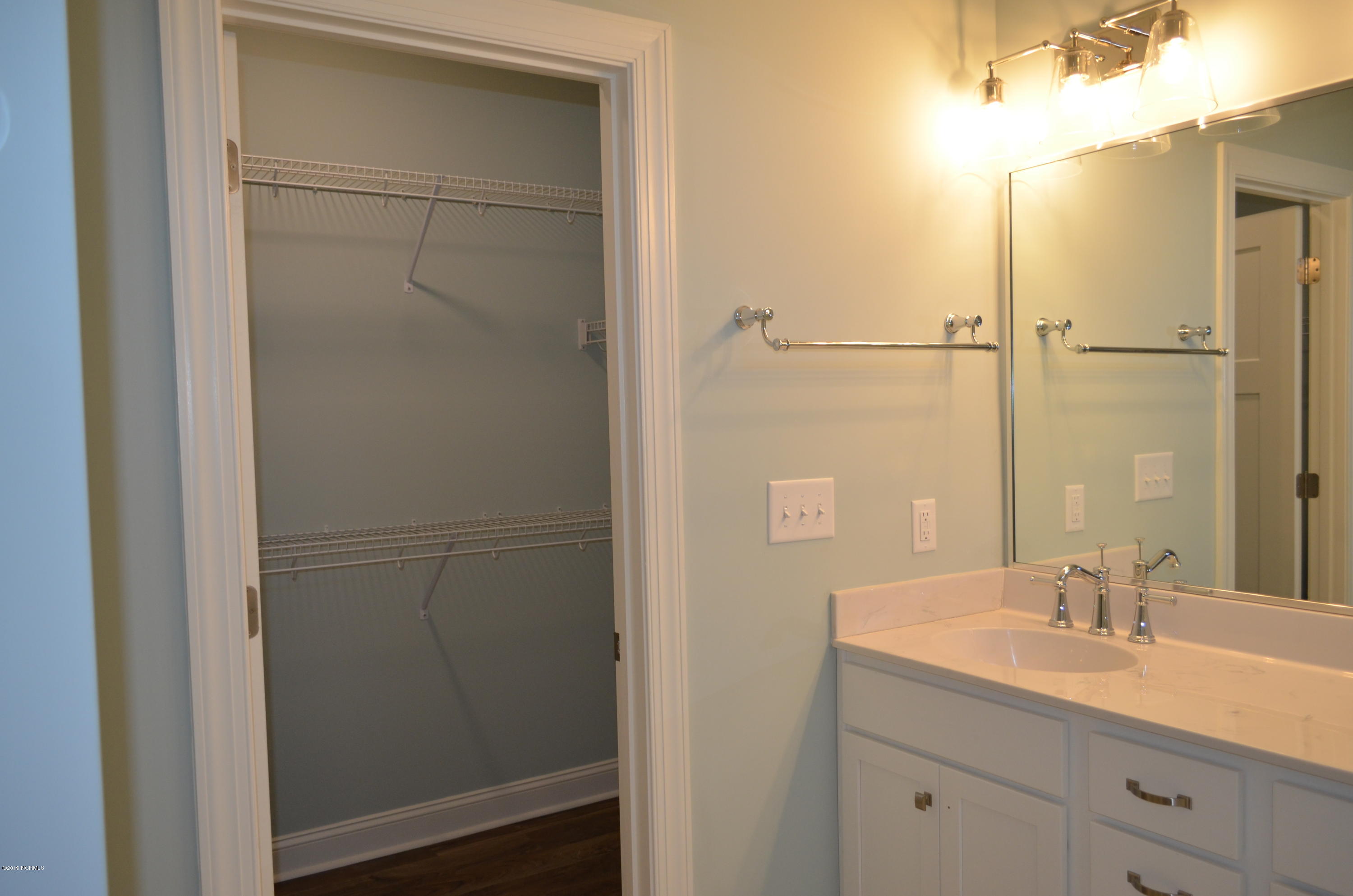 108 Chadwick Road Beaufort, NC 28516 - Photo 21 of 33 108 Chadwick (22)