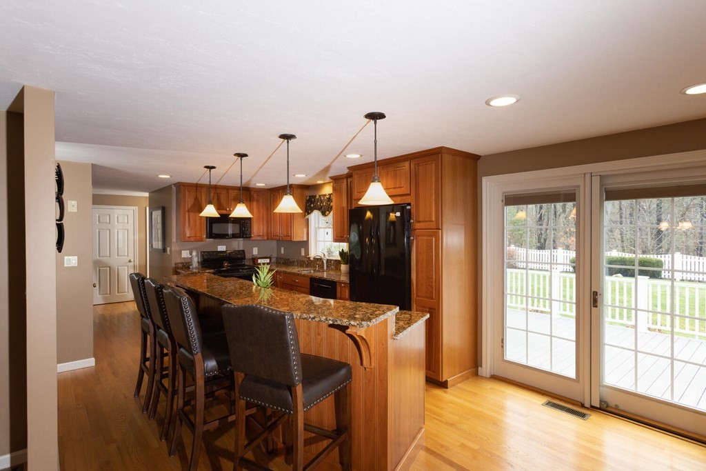 10 Rivers Edge Drive Rowley, MA 01969 - Photo 5 of 39 Gallery Image 5