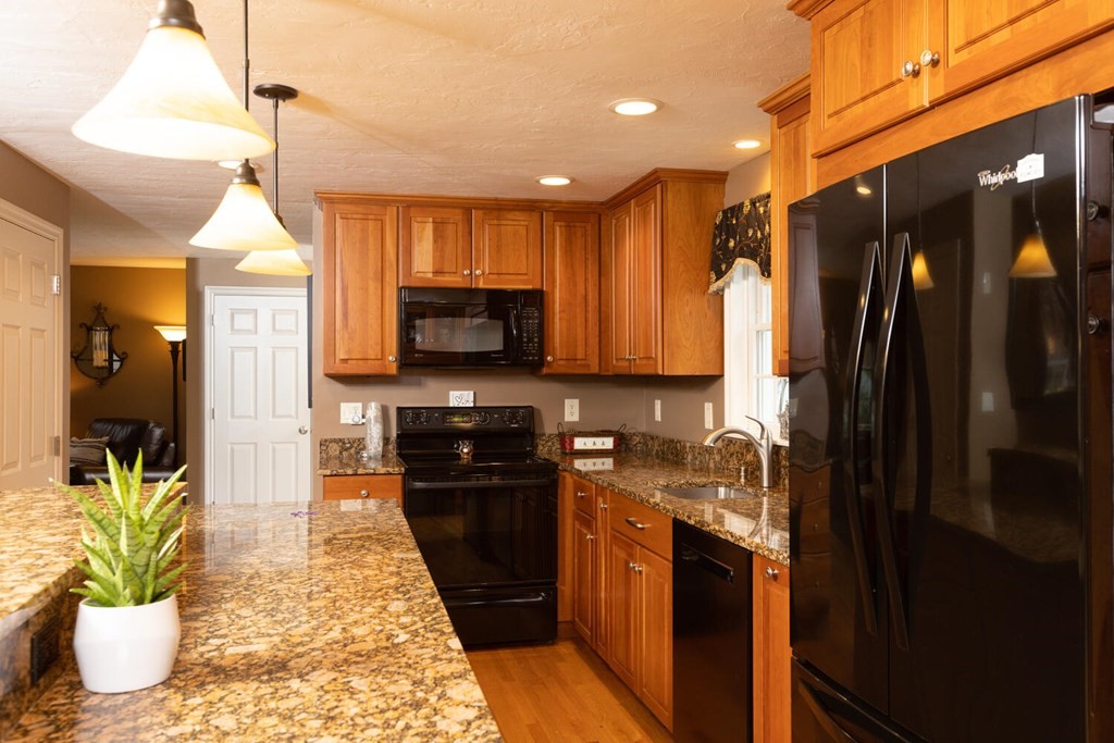 10 Rivers Edge Drive Rowley, MA 01969 - Photo 6 of 39 Gallery Image 6
