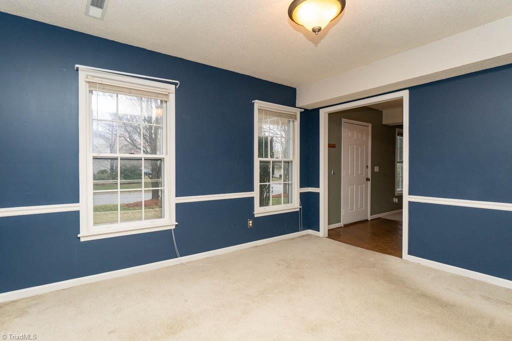 5701 Running Ridge Road Greensboro, NC 27407 - Photo 8 of 33 Gallery Image 8