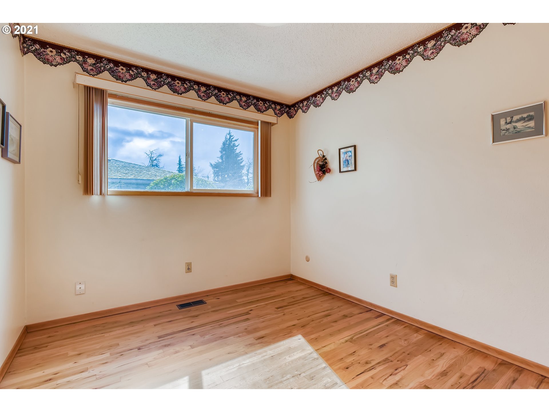 11805 Partlow Road Oregon City, OR 97045 - Photo 20 of 28 Gallery Image 20