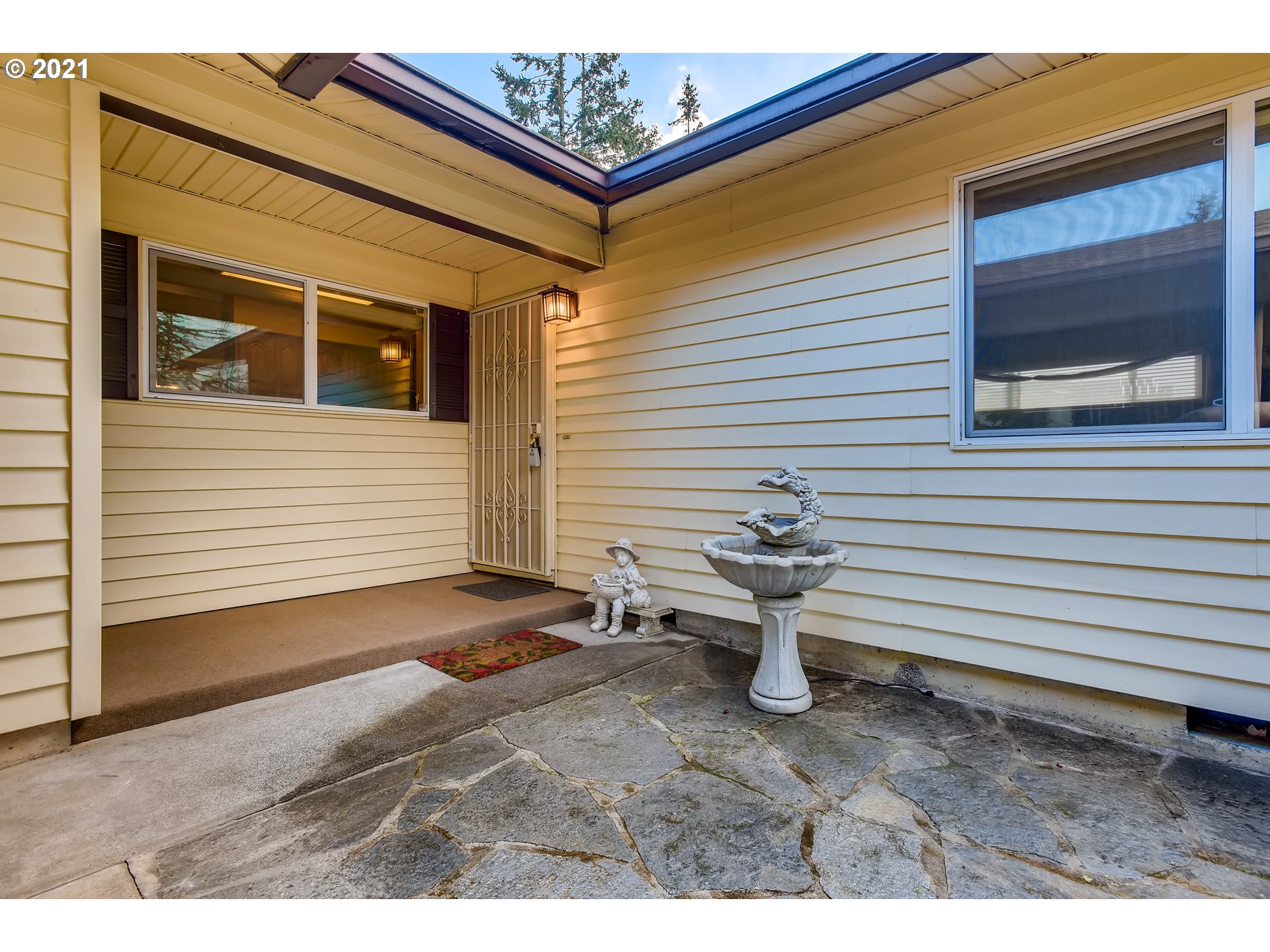 11805 Partlow Road Oregon City, OR 97045 - Photo 6 of 28 Gallery Image 6