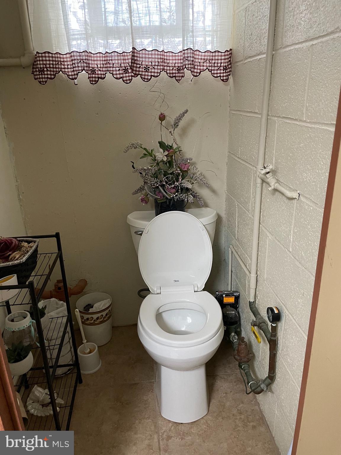 12610 Medford Road Philadelphia, PA 19154 - Photo 17 of 20 Basement Toilet Room