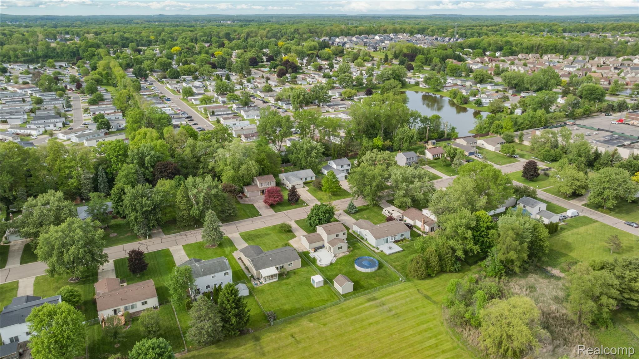 3553 Loon Lake Road Wixom, MI 48393 - Photo 21 of 25 Aerial view