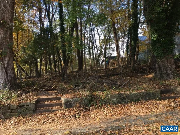 $425,000 | 2004 Pireus Row, Unit LOT 5 BLOCK A DEED, Charlottesville, VA 22902