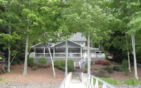 2597 Hidden Valley Road Hiawassee, GA 30546 - Photo 1 of 1 Main View