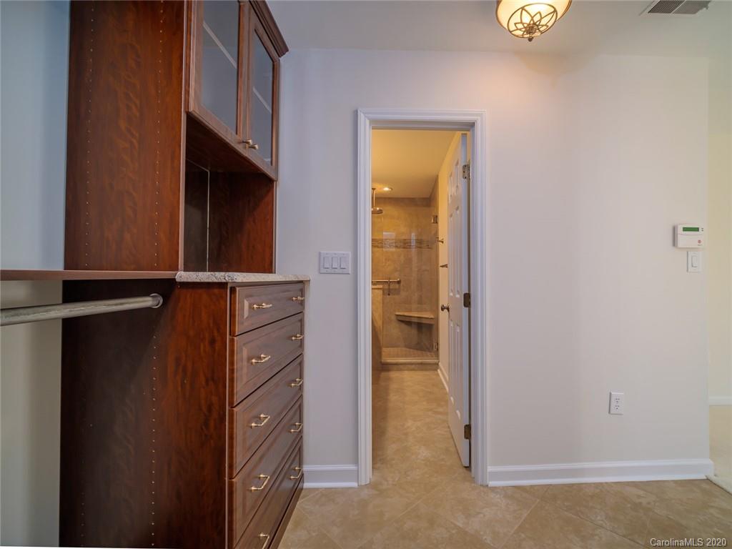 4408 Truscott Road Charlotte, NC 28226 - Photo 16 of 31 Gallery Image 16
