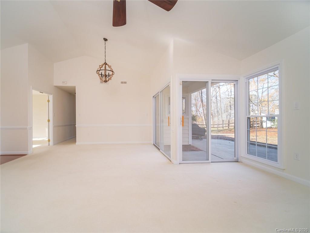 4408 Truscott Road Charlotte, NC 28226 - Photo 8 of 31 Gallery Image 8