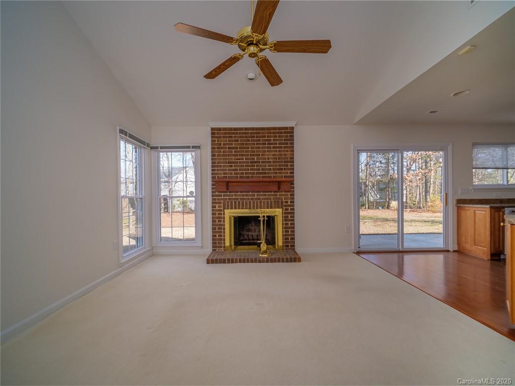 4408 Truscott Road Charlotte, NC 28226 - Photo 10 of 31 Gallery Image 10