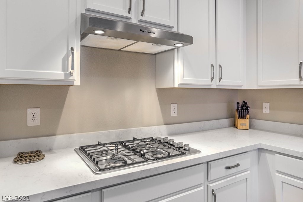 992 East Sunset Road Henderson, NV 89011 - Photo 16 of 43 Gallery Image 16