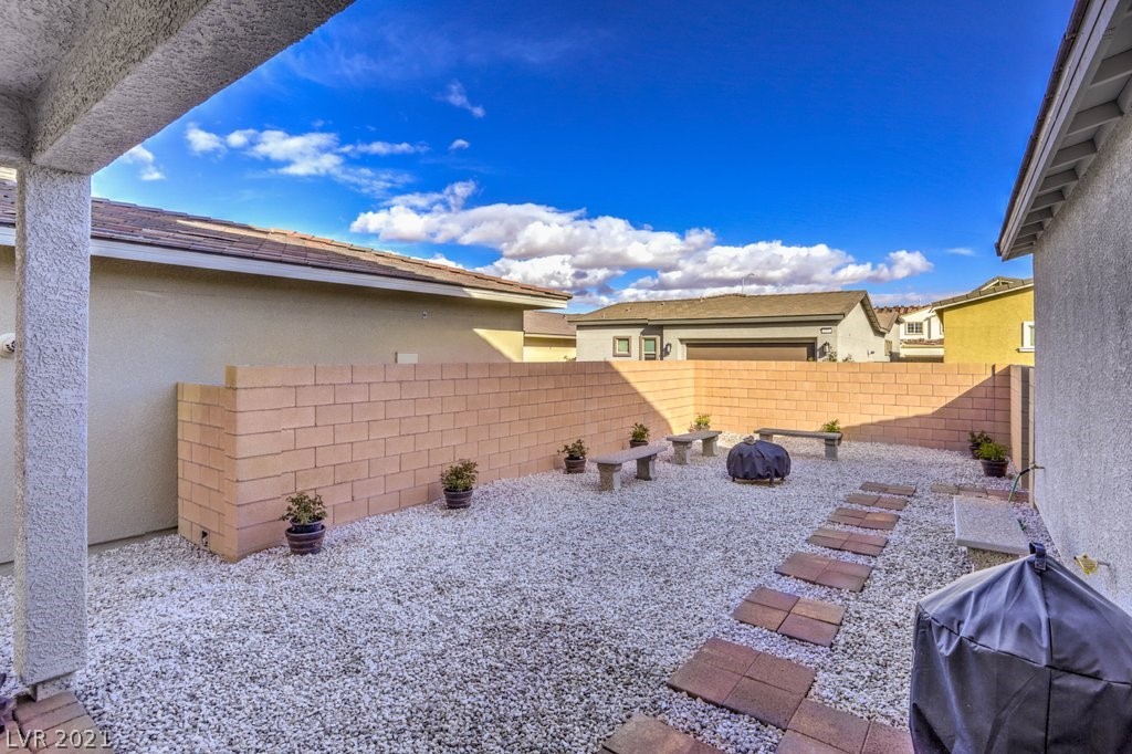 992 East Sunset Road Henderson, NV 89011 - Photo 33 of 43 Gallery Image 33