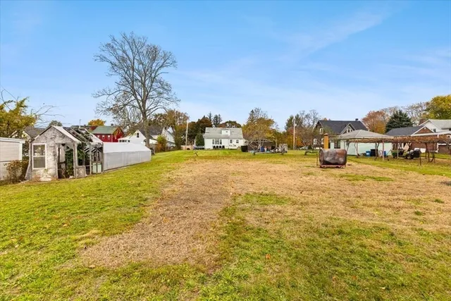 a view of a ocean with houses