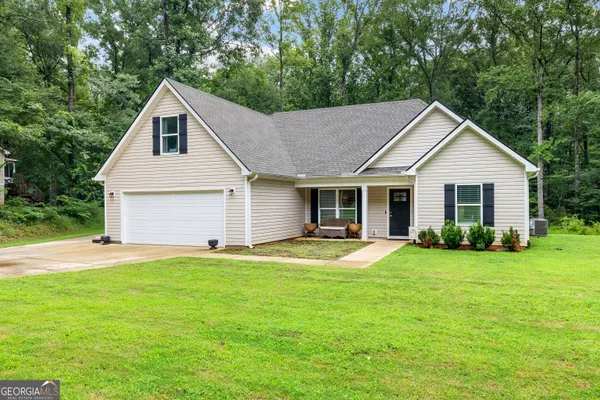 $299,000 | 111 Timber Ridge Drive, LaGrange, GA 30240
