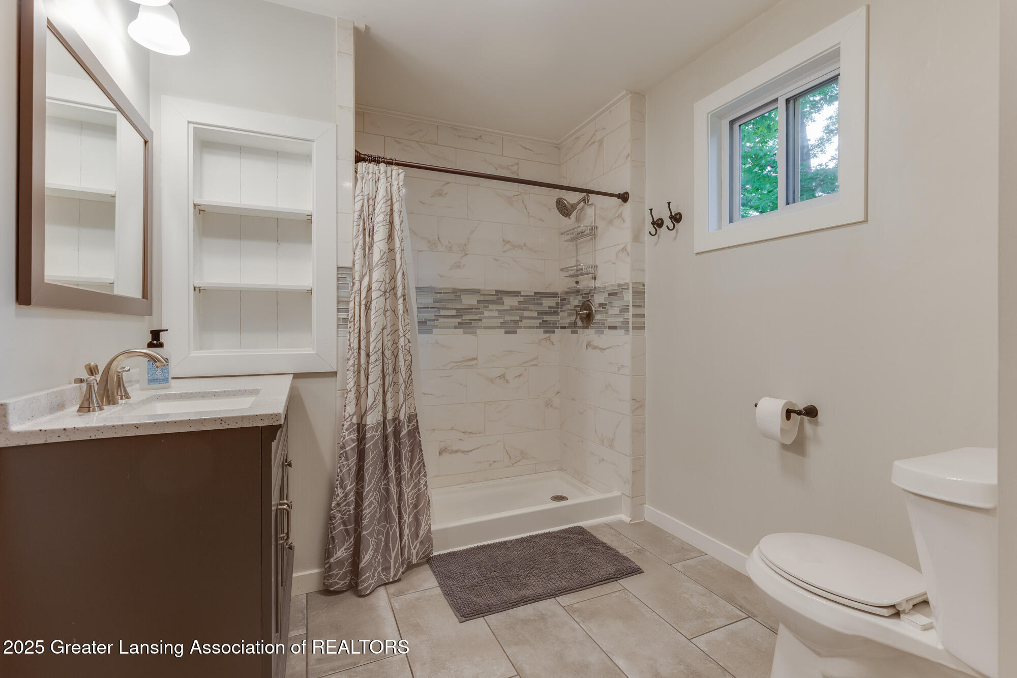4614 Addison Road Lansing, MI 48917 - Photo 34 of 42 4614_Addison_KAREN-45