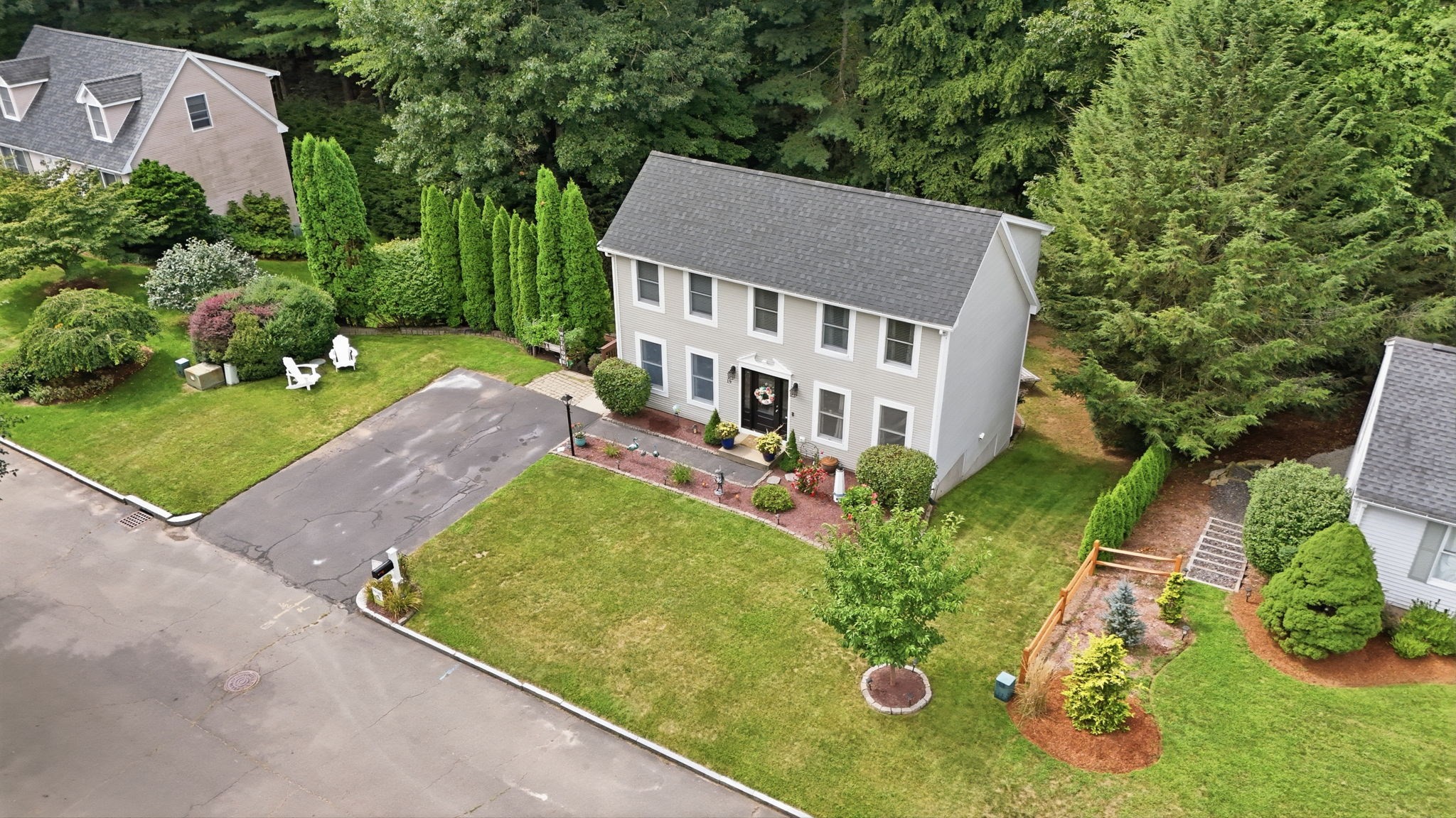 19 Stephanie Circle Springfield, MA 01129 - Photo 7 of 41 Gallery Image 7