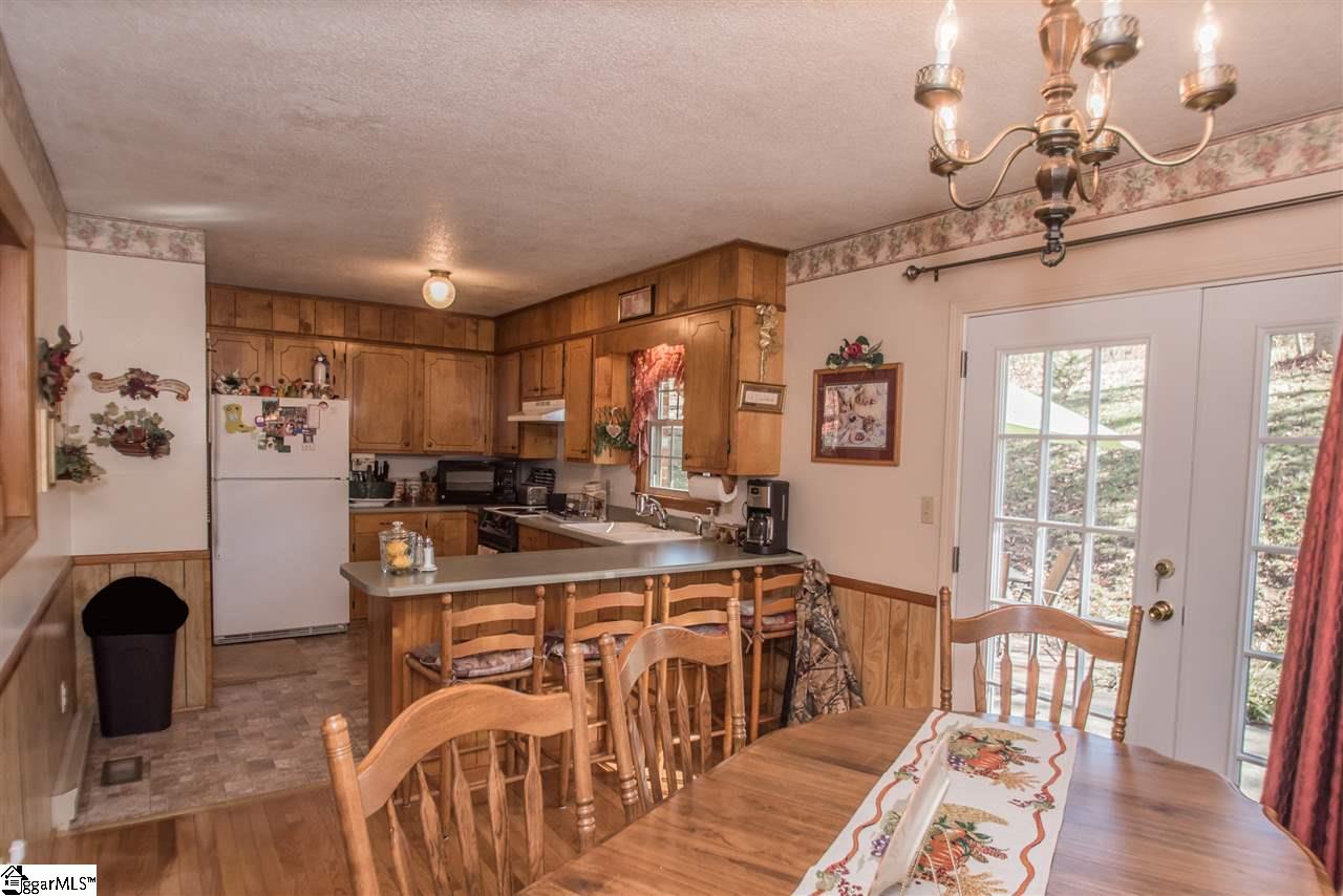 2771 Jameson Road Pickens, SC 29671 - Photo 12 of 26