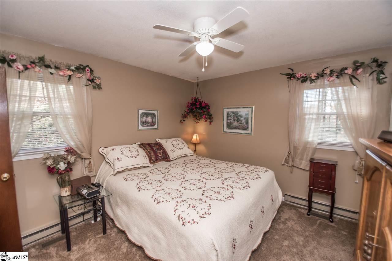 2771 Jameson Road Pickens, SC 29671 - Photo 15 of 26