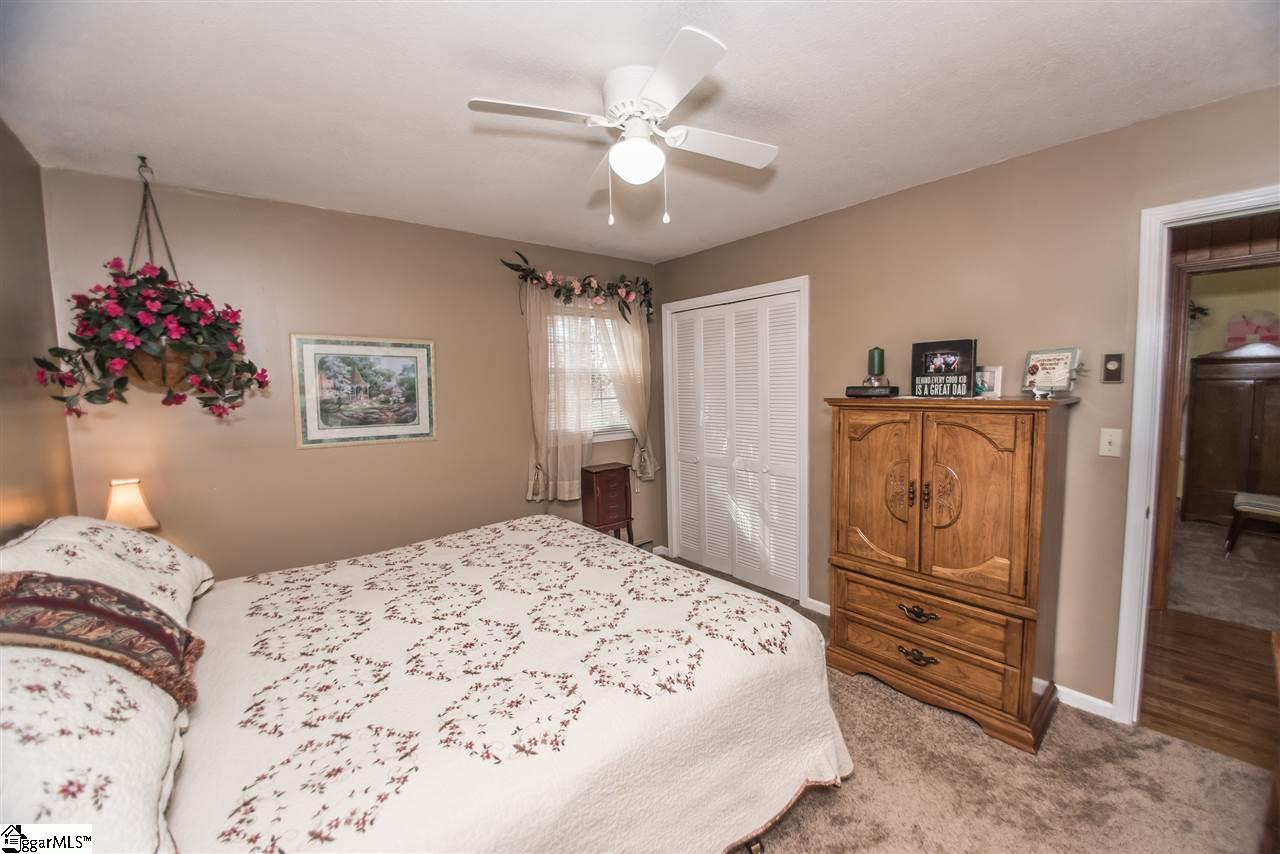 2771 Jameson Road Pickens, SC 29671 - Photo 17 of 26