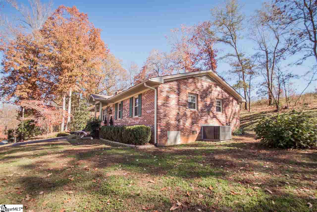 2771 Jameson Road Pickens, SC 29671 - Photo 4 of 26