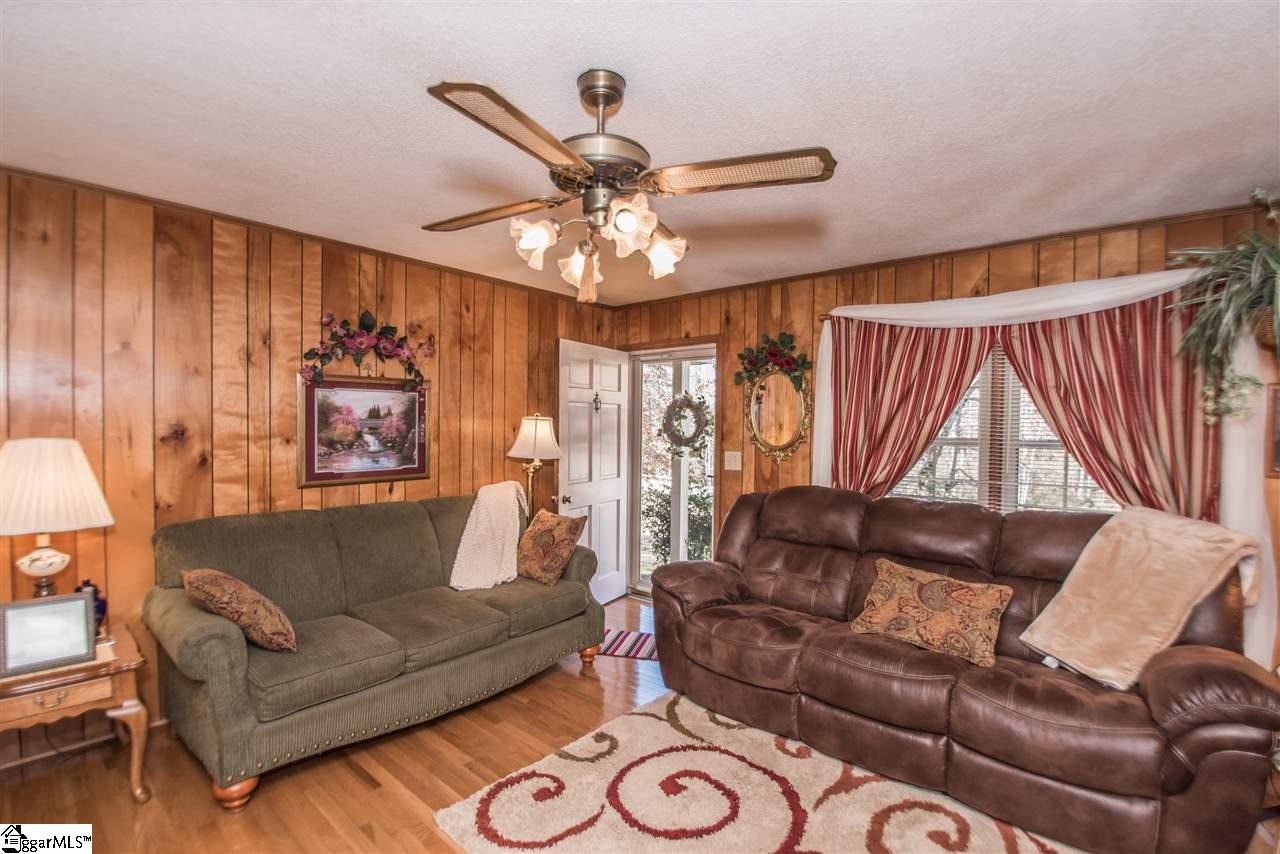 2771 Jameson Road Pickens, SC 29671 - Photo 5 of 26