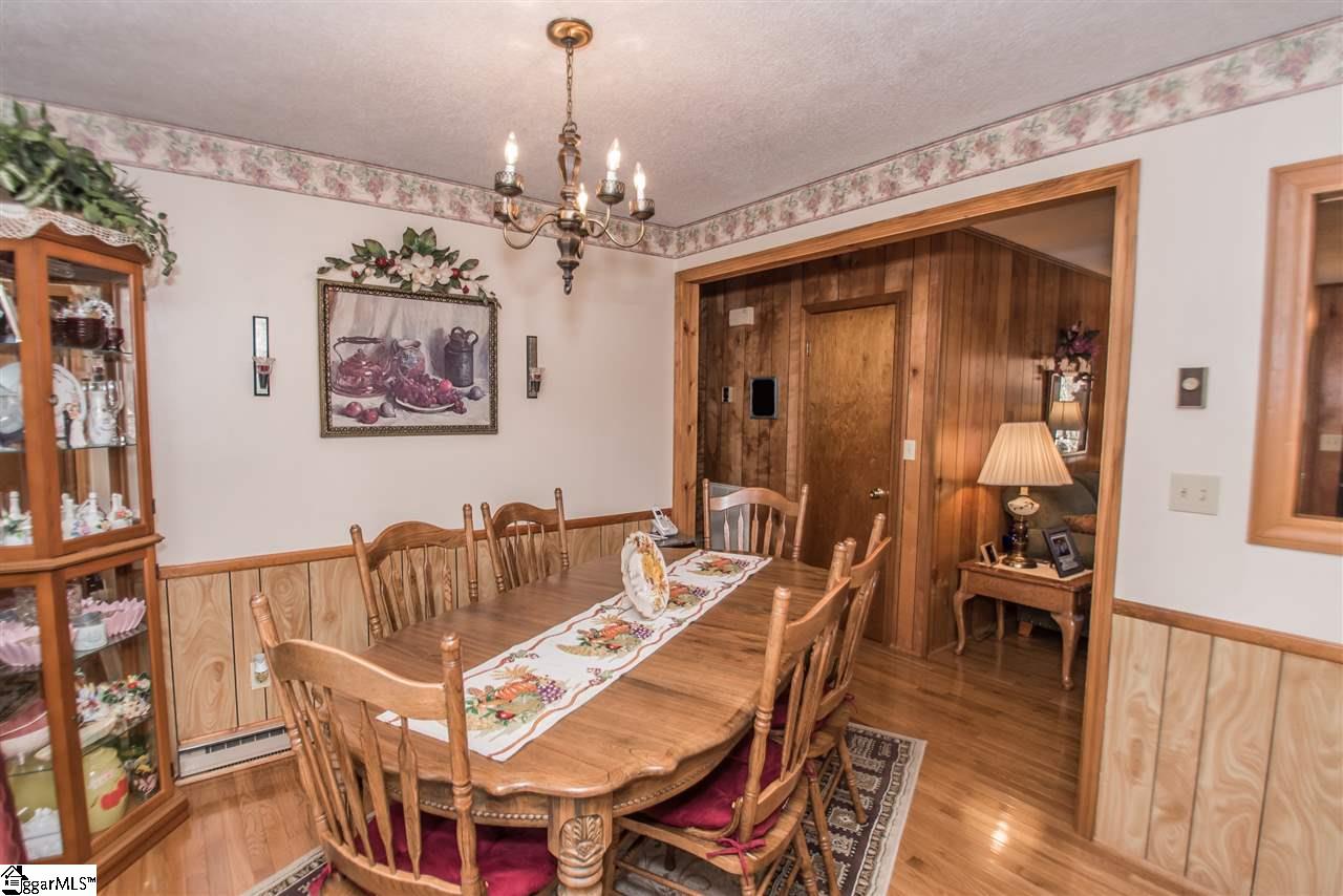2771 Jameson Road Pickens, SC 29671 - Photo 9 of 26