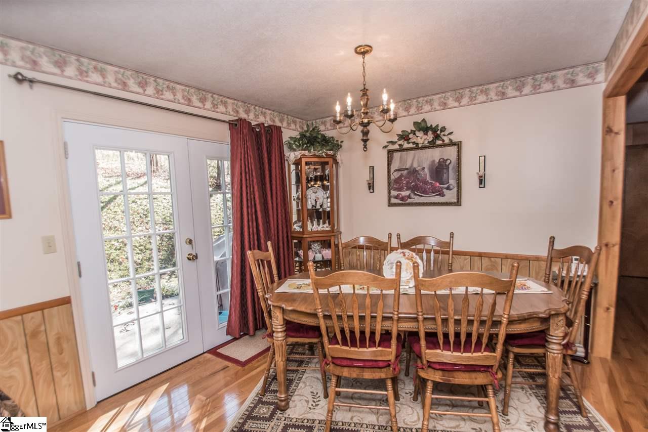 2771 Jameson Road Pickens, SC 29671 - Photo 10 of 26