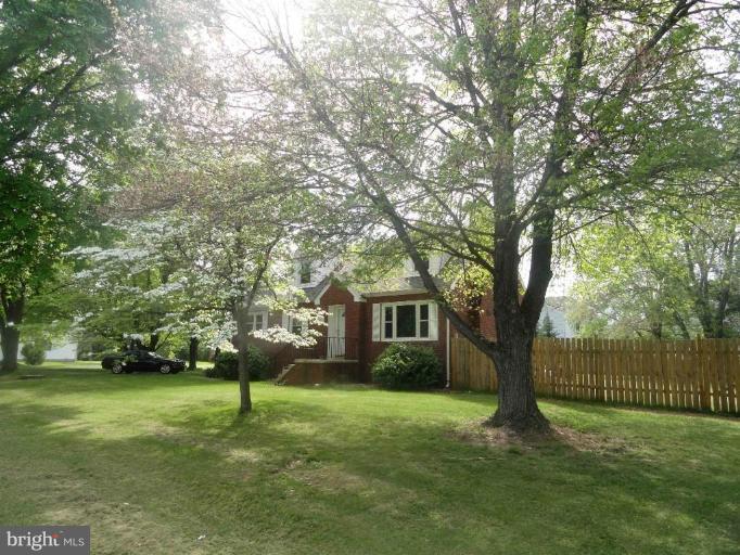 3824 Chantilly Road Chantilly, VA 20151 - Photo 17 of 20 Exterior #3
