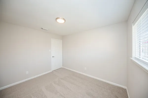$1,875 | 121 Coffee Lane, Lake Jackson, TX 77566