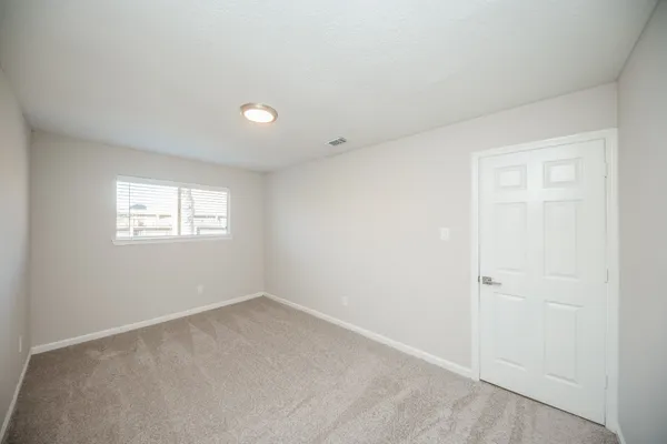 $1,875 | 121 Coffee Lane, Lake Jackson, TX 77566