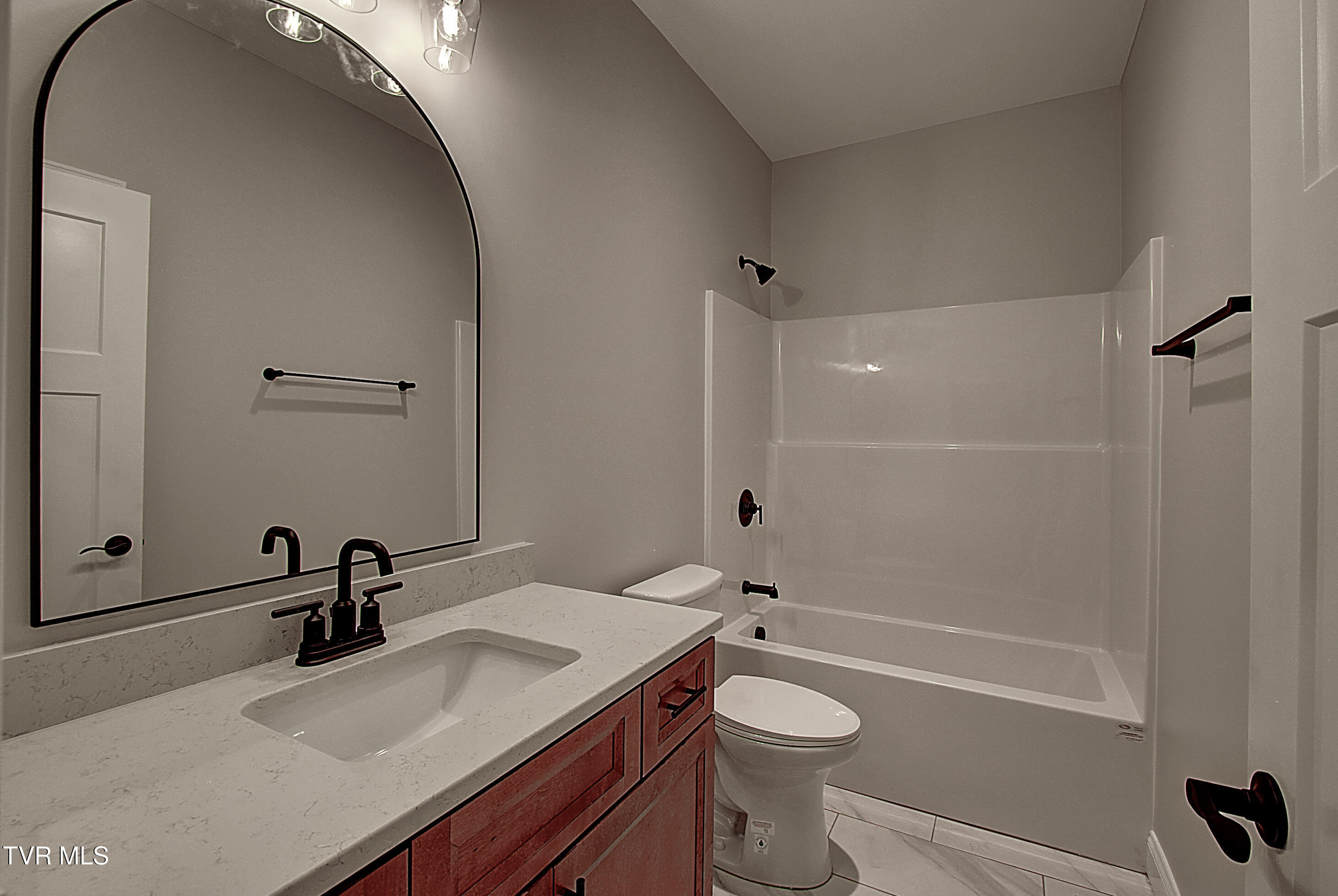234 Ruby Rose Ridge Jonesborough, TN 37659 - Photo 21 of 28 guest bathroom
