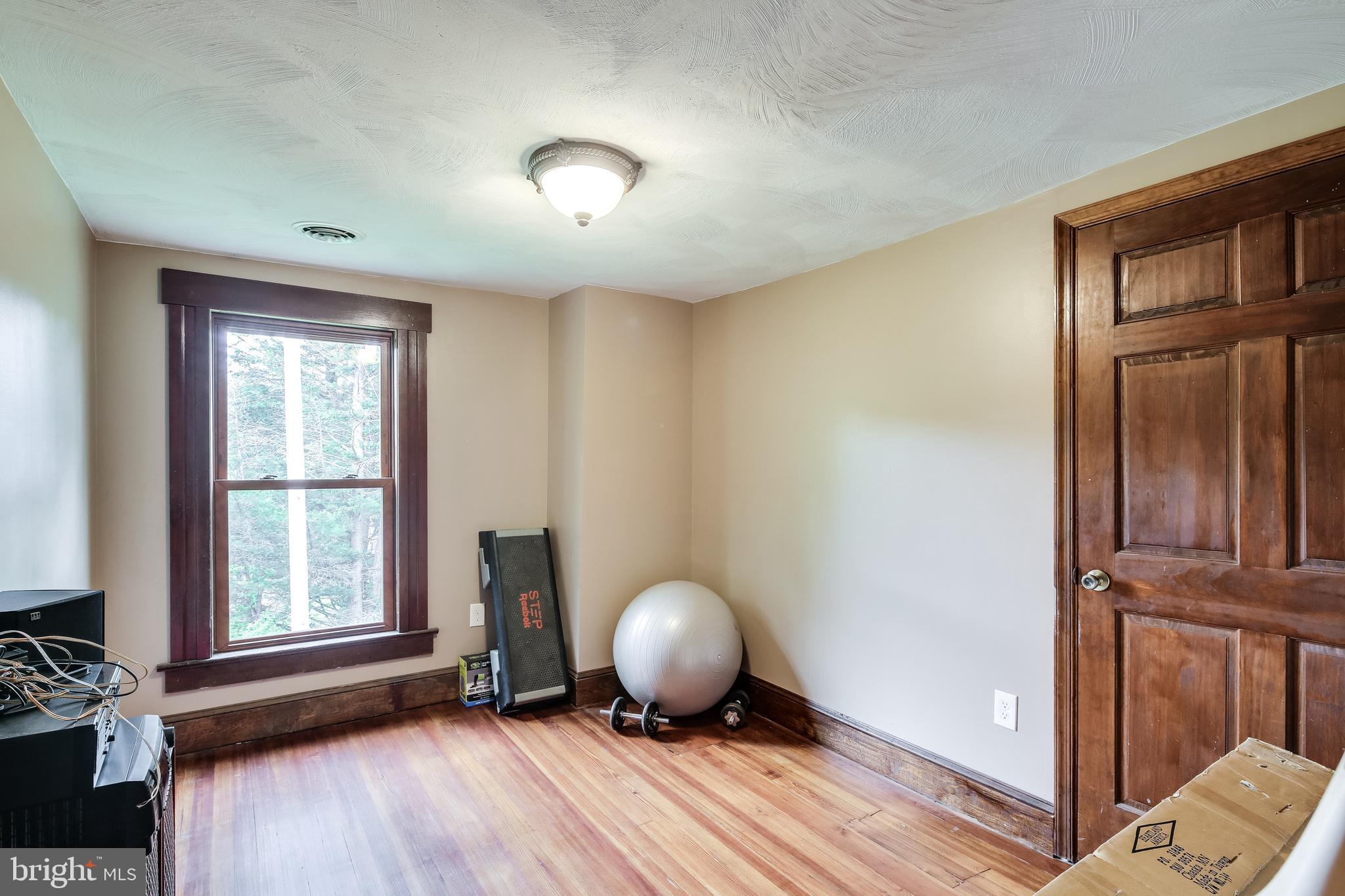 8863 Baltimore Road Frederick, MD 21704 - Photo 21 of 28 2nd Bedroom