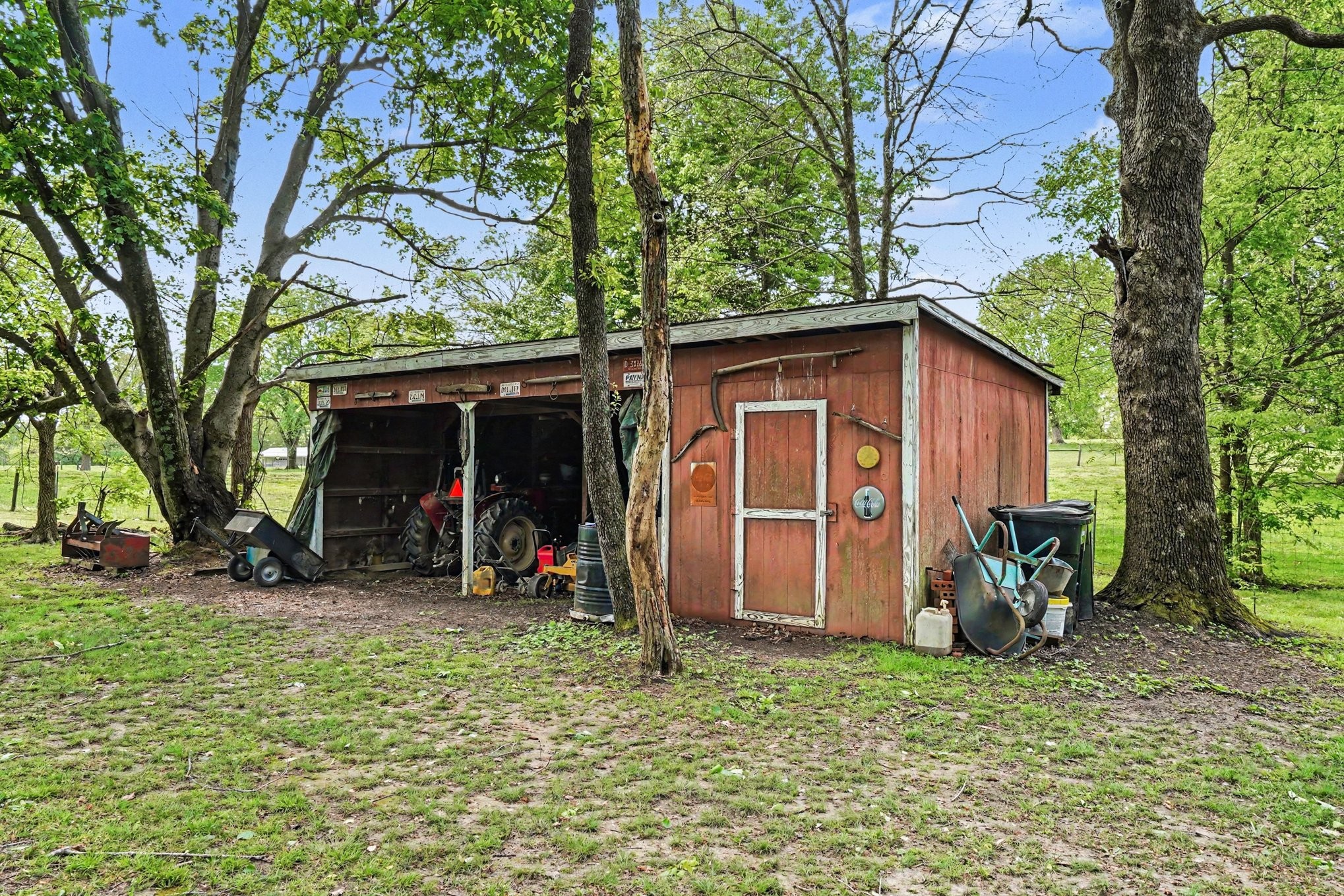 2075 Liebengood Road Goodlettsville, TN 37072 - Photo 35 of 40 a view of a house with backyard
