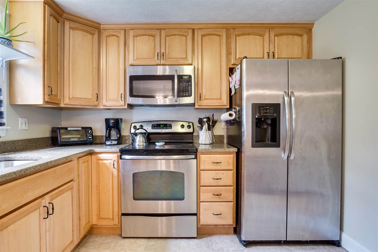9 L Wryan Road, Unit L Derry, NH 03038 - Photo 7 of 32