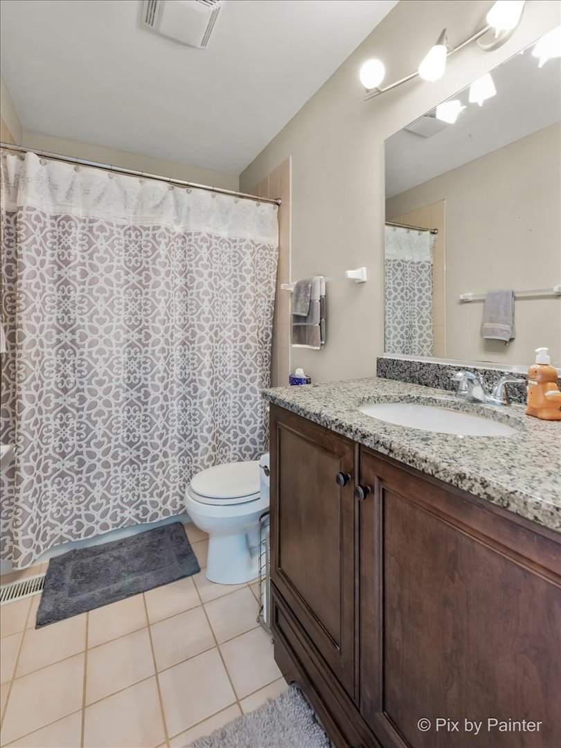 6843 Highgate Road Carpentersville, IL 60110 - Photo 18 of 42 Gallery Image 18